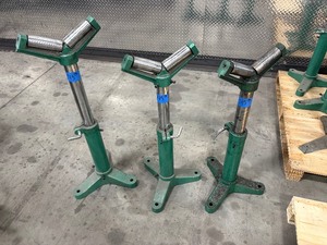 lot 145 image: (3) Adjustable V-head Pipe Roller Stands