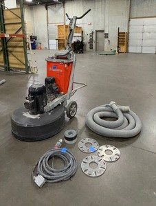 lot 30A image: Husqvarna PG820 Planetary floor grinder  polisher with 32 inch grinding width. Hours1363