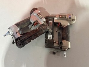 lot 138 image: (2) Porter Cable 23-ga. 1-38 in. Pin Nailer PIN138