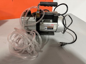 lot 174 image: Pittsburgh 3 CFM two-stage vacuum pump