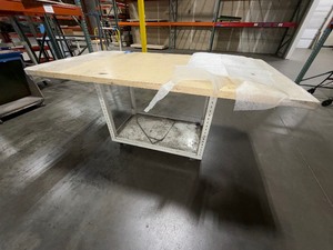 lot 213 image: Workspace (78 x 42) on mobile metal open-sided cart with lower shelf for storage