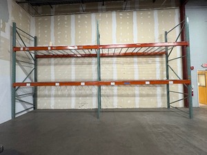 lot 232 image: Pallet racking, 297L x 48D x 166H