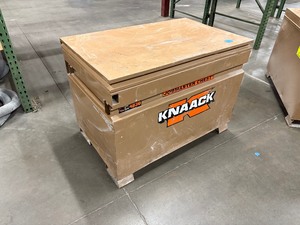 lot 91A image: Knaack Jobsite storage box Model 4830 25.2 Cu. Ft. 30L x 45 W x 29 H.
