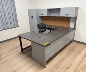 lot 261 image: Office Suite Desk, chair,  two-door, two-drawer cabinet, 4-drawer file credenza, (2) overhead cabinets wcenter open space