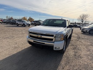 lot 4 image: 2009 Chevrolet Silverado 1500