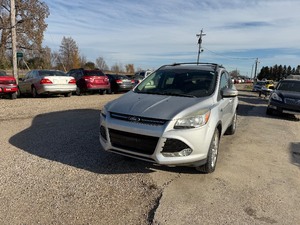 lot 1 image: 2013 Ford Escape 4WD