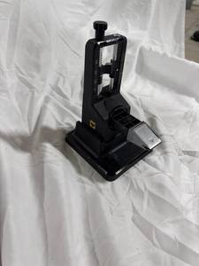 lot 0025 image: Adjustable Knife Sharpener Tool