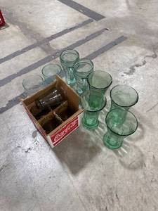 lot 0032 image: Coca-Cola Drinking Glasses Set