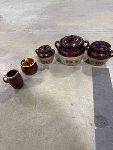 lot 0063 image: Vintage Two-Tone Ceramic Canisters