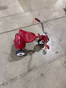 lot 0076 image: Red Radio Flyer Tricycle