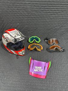 lot 0090 image: MotorcycleSnowmobile Gear Assortment