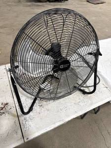 lot 0113 image: Industrial Floor Fan