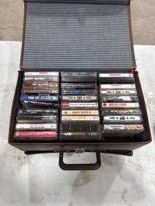 lot 0116 image: Vintage Cassette Tape Case