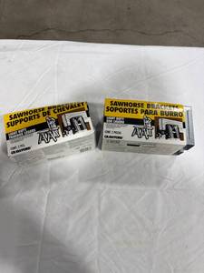 lot 0124 image: Light-Duty Sawhorse Brackets