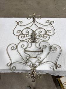 lot 0125 image: Ornate Metal Wall Sconce