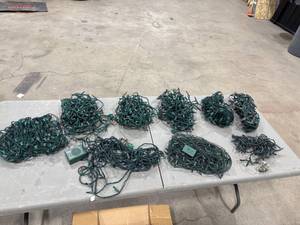 lot 0128 image: Multicolored String Lights Bundles