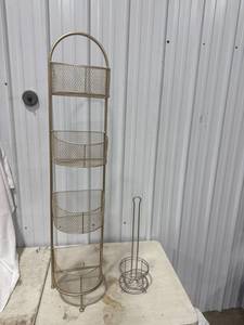 lot 0166 image: Gold Metal Storage Rack