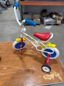 lot 0225 image: Fisher-Price Toy Bicycle