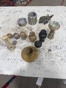 lot 0233 image: Assorted Stone Decorative Objects