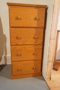 lot 18 image: 4-Drawer Homemade Solid Wood Dresser