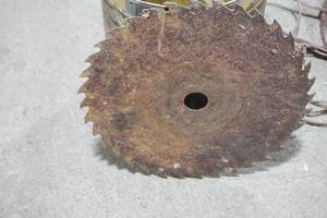 lot 125 image: Large Vintage Saw Blade