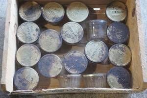 lot 133 image: AntiqueVintage Jelly Jars with Lids & California Table Grapes Box