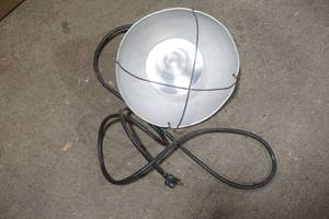 lot 140 image: Heat Lamp
