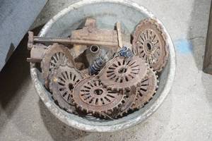 lot 142 image: Antique Enamel Wash Basin with Iron Jack Stand and Seed Plates
