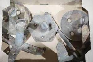 lot 148 image: (5ct) Boat Anchors