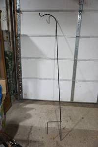 lot 196 image: 7 Shepards Hook