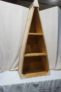 lot 31 image: Canoe Shelf 20x 11x 47