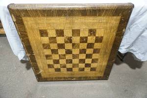 lot 48 image: Vintage Samson Checkerboard Card Table