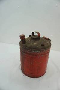 lot 76 image: Vintage Galvanized Gas Can, 2.5 gallon (Red)