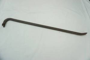 lot 68 image: Long Crowbar