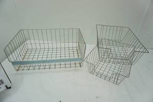 lot 98 image: Aluminum Storage Baskets