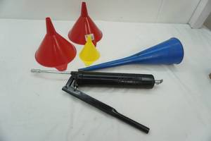 lot 236 image: Grease Gun & Automotive Funnels