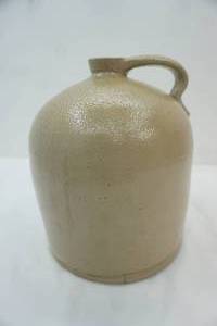 lot 286 image: Antique Salt-Glazed Stoneware Jug 11 tall