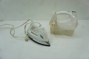 lot 289 image: Sunbeam Iron Hamilton Beach Hand Mixer