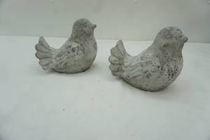 lot 319 image: Terracotta Cast Birds