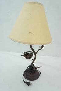 lot 334 image: Table lamp,