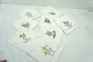 lot 355 image: (10ct) Embroidered Flour Sack Dish Towels (NEW)