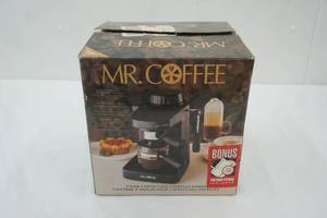 lot 362 image: Mr. Coffee Steam EspressoCappuccino Maker