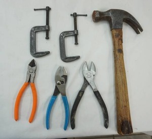 lot 400 image: Hand Tools Lot