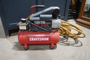 lot 442 image: Craftsman Air Compressor