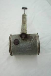 lot 451 image: Vintage Hudson Hand Pump Sprayer
