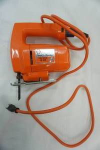 lot 502 image: Black & Decker 2-Speed Jig Saw