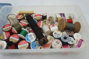 lot 566 image: Rubbermaid Container of Sewing Thread
