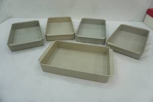lot 565 image: Haier Trays 7.5x12.5 (5ct)