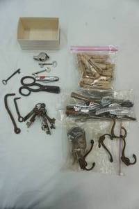 lot 611 image: Vintage Keys