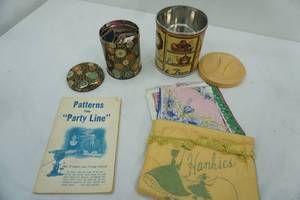 lot 624 image: Vintage Hankies